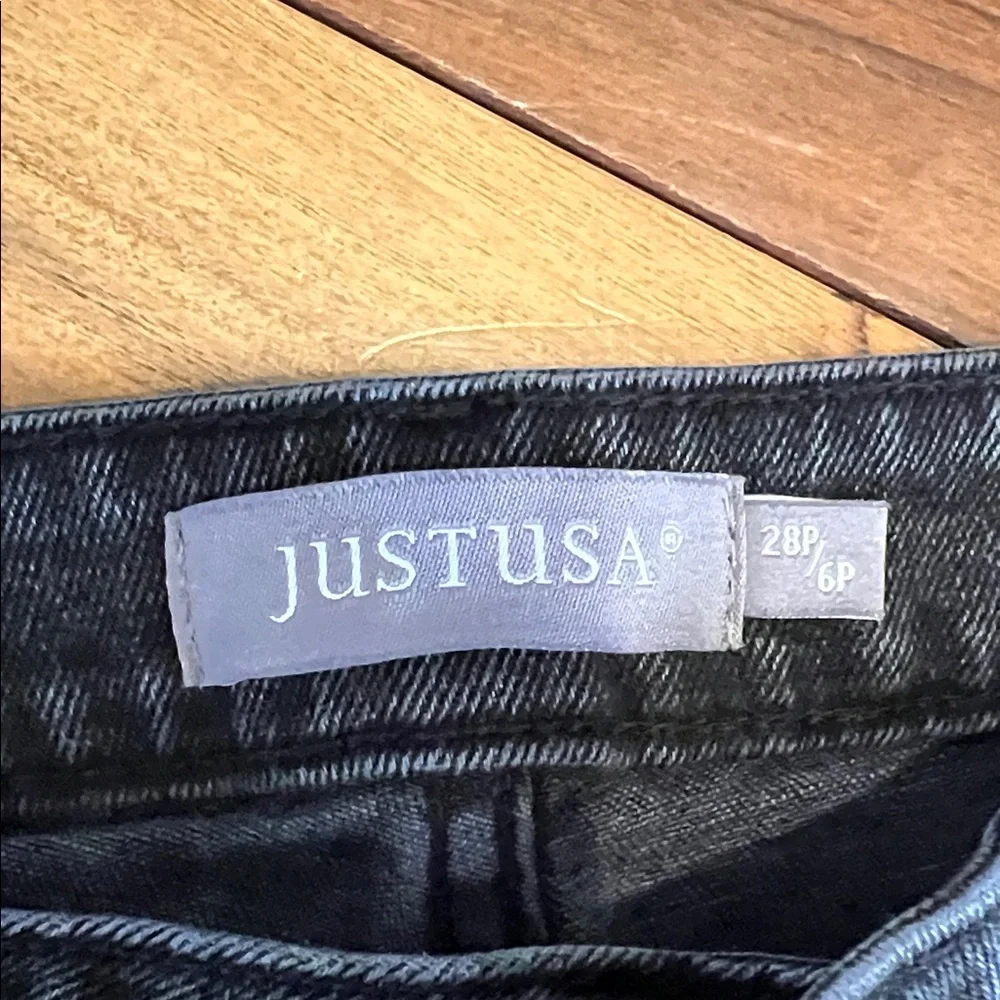 Just USA Barrel Denim Jeans - Picture 2 of 3
